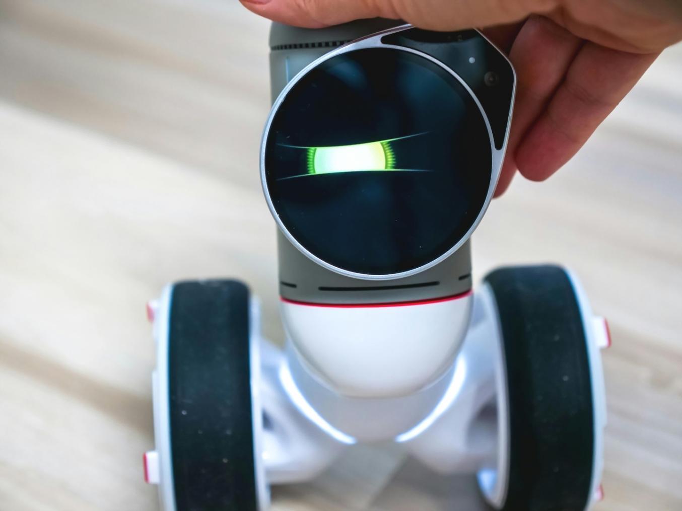 Equipamiento de robótica contemporáneo utilizado en formación